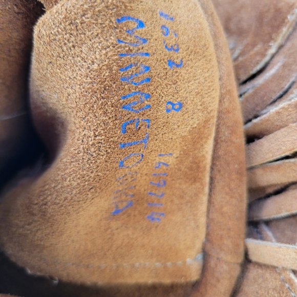 Minnetonka fringe leather boots sz8 - Picture 4 of 4